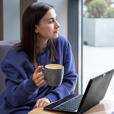 Az online marketing tanfolyam képzés nyolcadik célcsoportja a szabadúszók Ha szabadúszó, egyéni vállalkozó vagy, akkor képezd magad az online marketing területein
